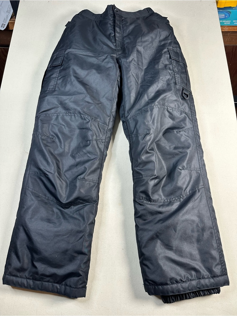 Rawik youth board dog snow pants Large